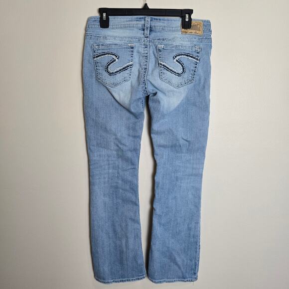 Silver Tuesday Light Wash Bootcut Jeans Size 29 - Picture 3 of 4